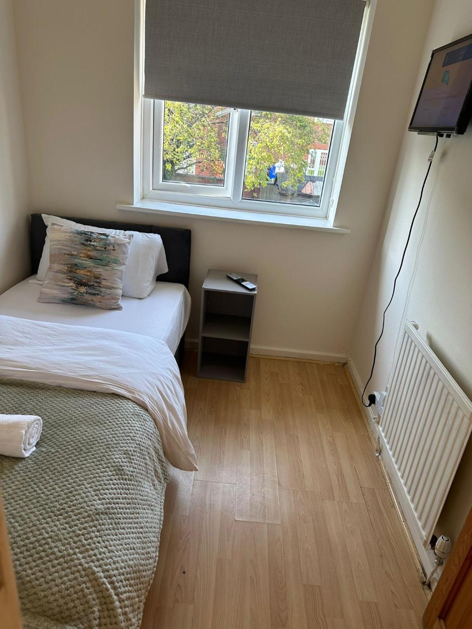 3 Bedroom Apartment Close To Manchester City Stadium And Coop Live מראה חיצוני תמונה