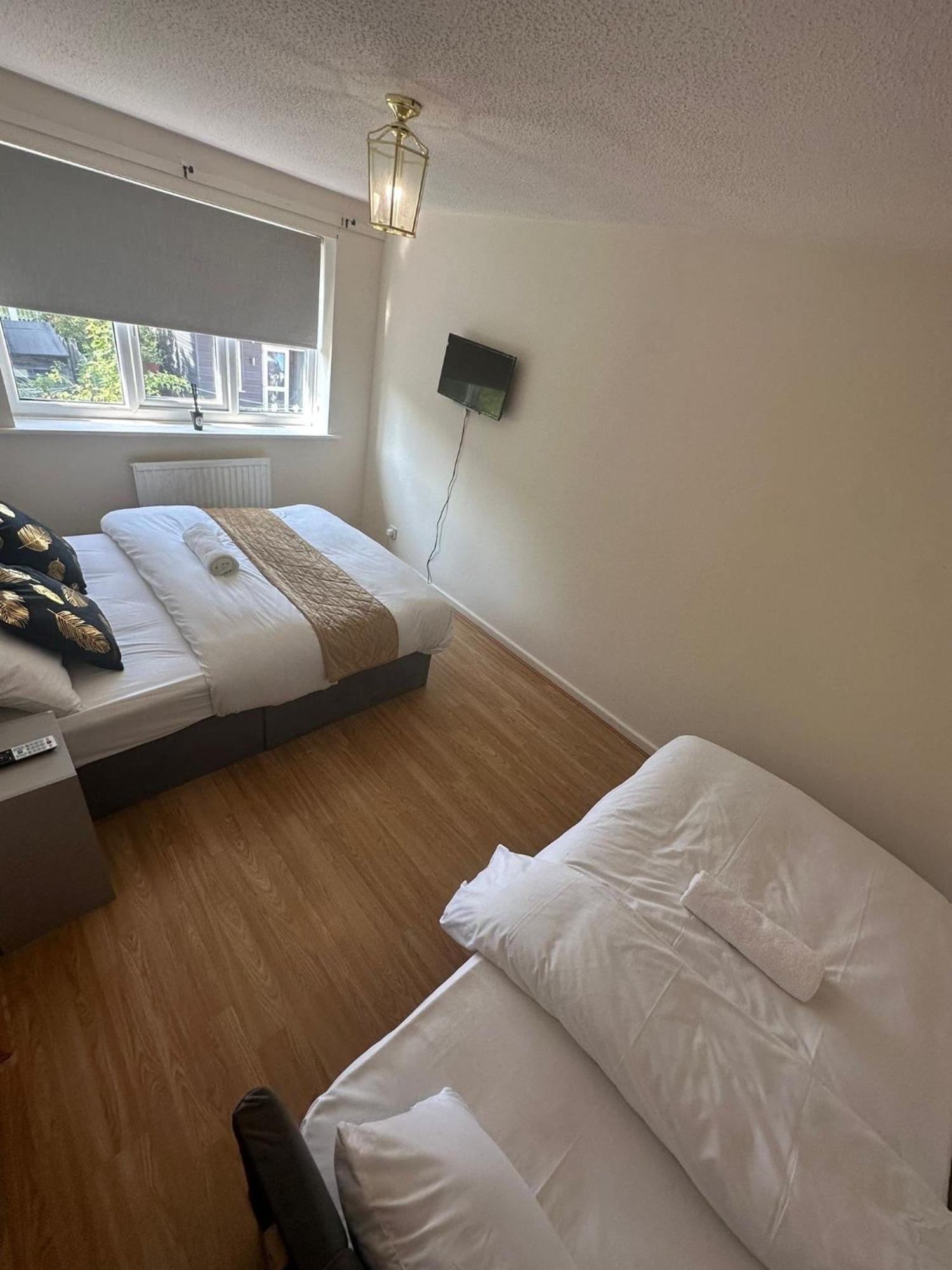 3 Bedroom Apartment Close To Manchester City Stadium And Coop Live מראה חיצוני תמונה