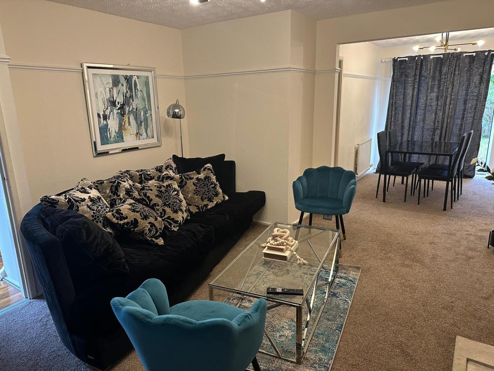 3 Bedroom Apartment Close To Manchester City Stadium And Coop Live מראה חיצוני תמונה