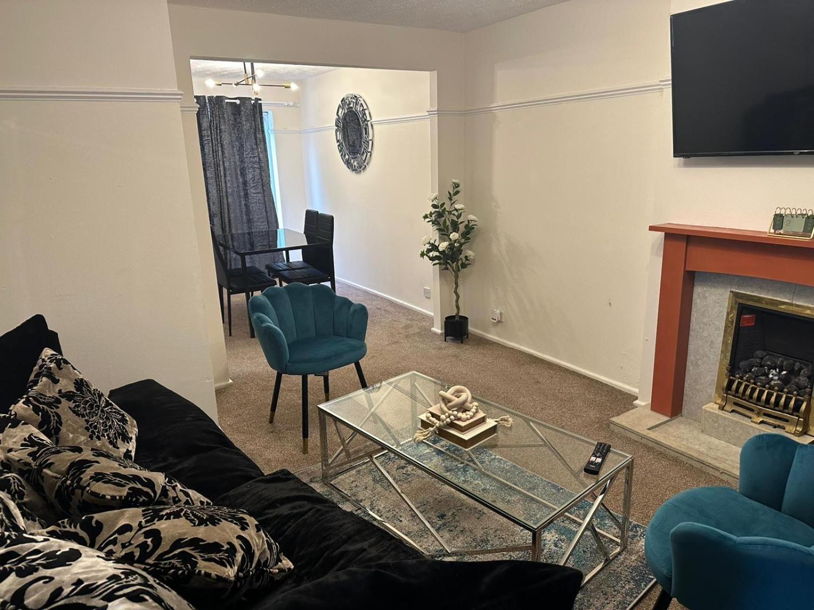 3 Bedroom Apartment Close To Manchester City Stadium And Coop Live מראה חיצוני תמונה