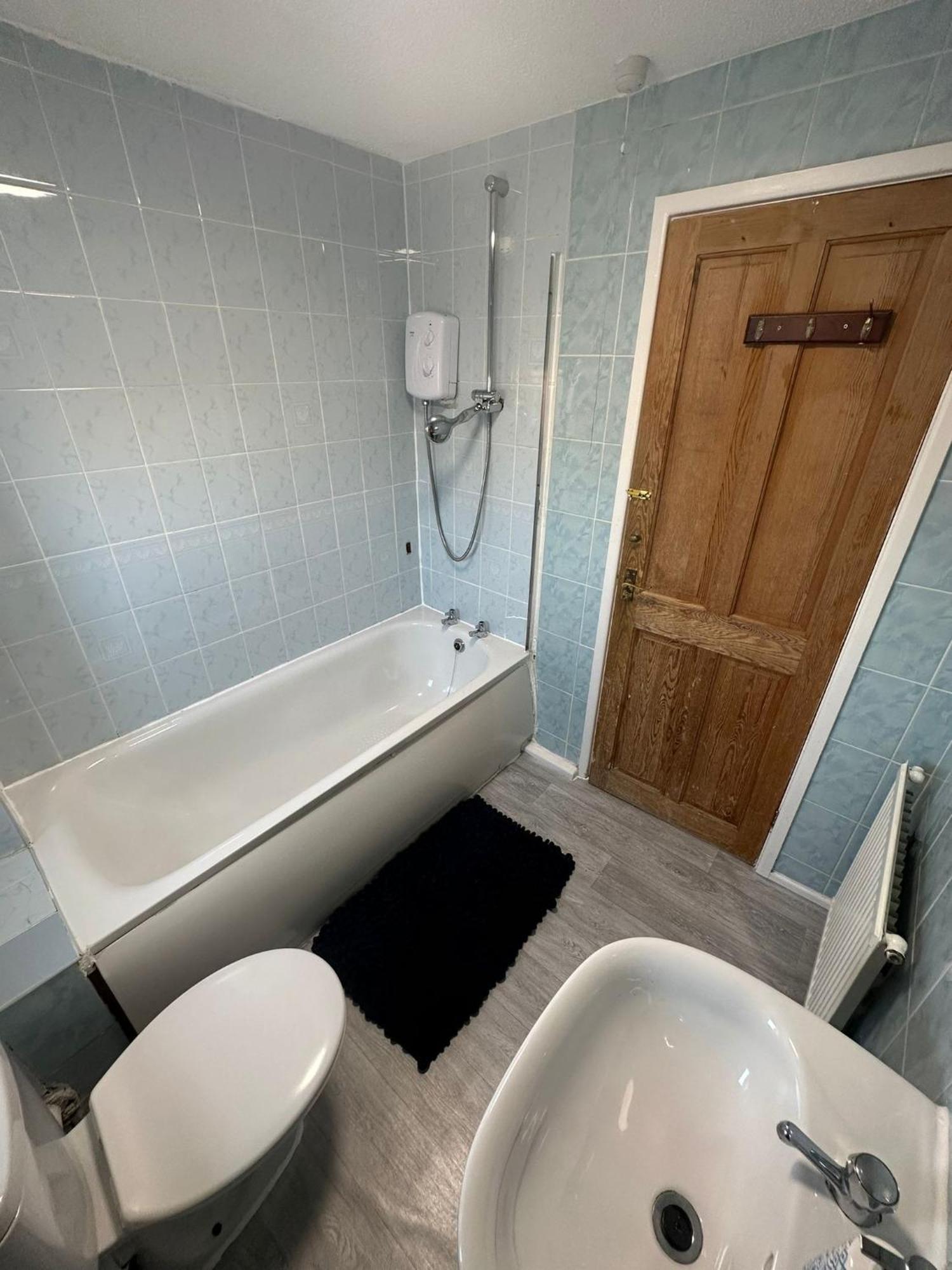 3 Bedroom Apartment Close To Manchester City Stadium And Coop Live מראה חיצוני תמונה