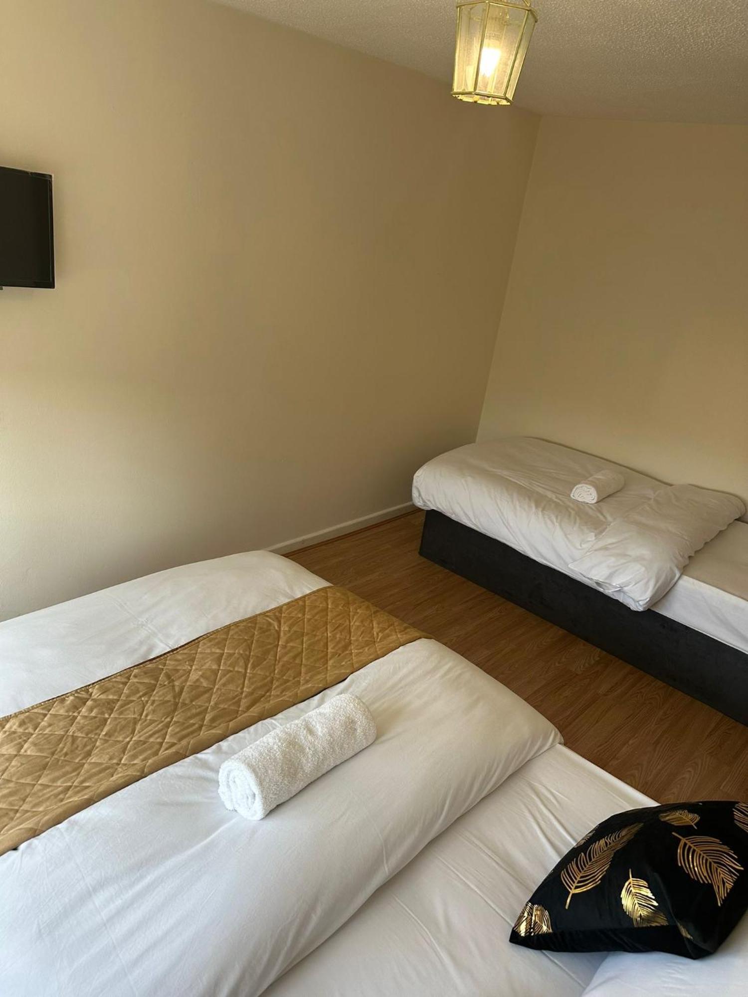 3 Bedroom Apartment Close To Manchester City Stadium And Coop Live מראה חיצוני תמונה